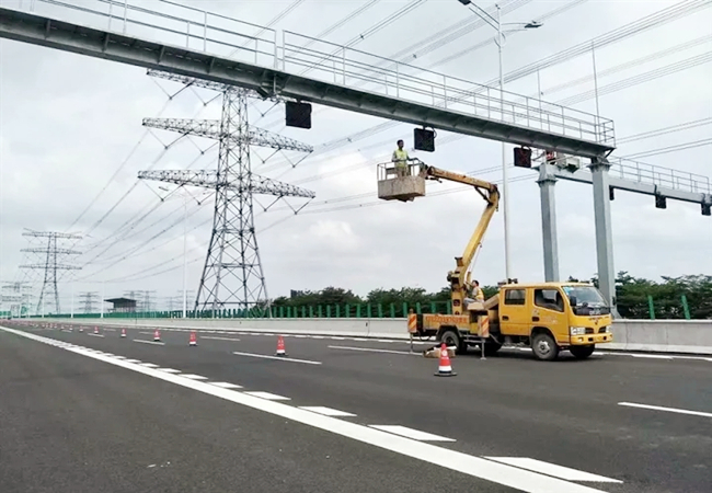 北京道路劃線,拆除清運,路基開挖,交通設(shè)施,北京軒溪谷商貿(mào)有限公司