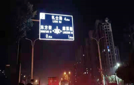 北京道路劃線,拆除清運(yùn),路基開挖,交通設(shè)施,北京軒溪谷商貿(mào)有限公司